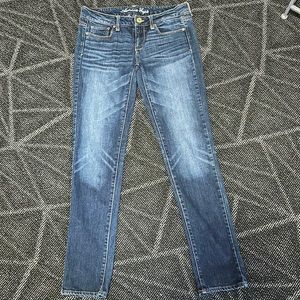 American Eagle skinny jeans size 2